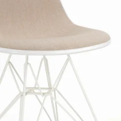 Eames DSR Chair Upholstered By Vitra -Finest Furniture Shop 2861592 EamesPlasticSideChairDSR Detail v fullbleed 1440x fe668ea3 512d 4023 9227 40f65953aa85