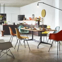 Eames Fiberglass Chair DSX By Vitra -Finest Furniture Shop 2936427 EamesSegmentedTablesDiningEamesFiberglassChairsEamesPlasticArmchairEamesPlasticArmchairLAR v fullbleed 1440x 9b1dba2f fc0c 427e bda7 1066f89fd8b2