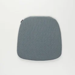 Soft Seats Outdoor Cushions By Vitra -Finest Furniture Shop 6813483 SoftSeatsTypA Outdoor v fullbleed 1440x af94f339 46eb 4c1c baa1 b032778ad46c