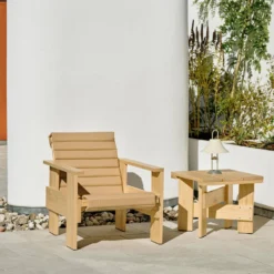 Crate Seat Cushions By Rietveld Originals X HAY -Finest Furniture Shop CrateLoungeChair CrateLowTablewblacqueredpinewood CrateQuiltedCushionbeige MousquetonLampoysterwhite