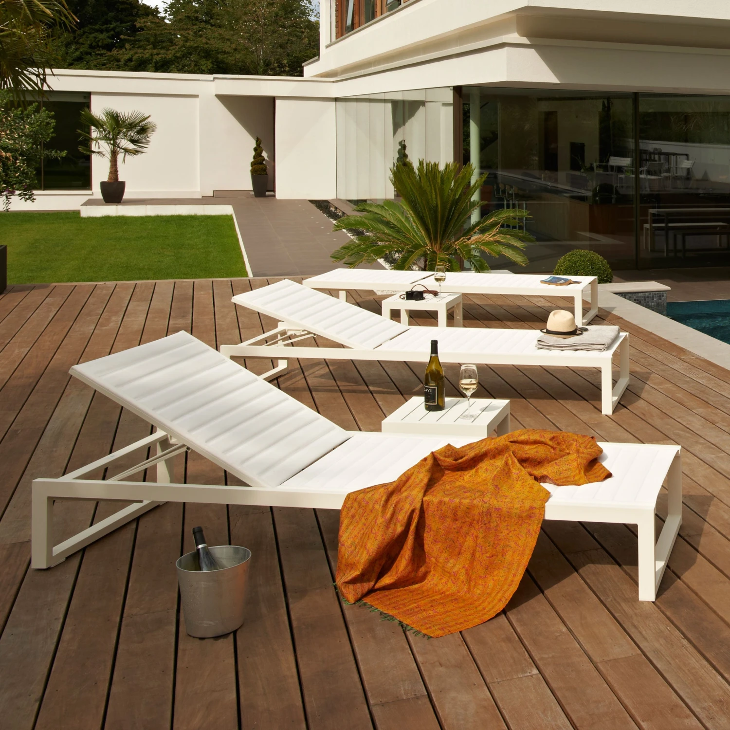 Eos Sun Lounger By Case 7 Eos Sun Lounger By Case - Image 7