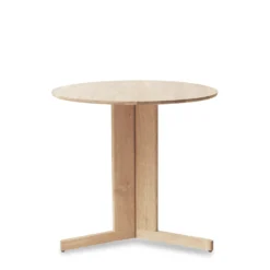 Trefoil Round Table Ø75cm By Form And Refine
