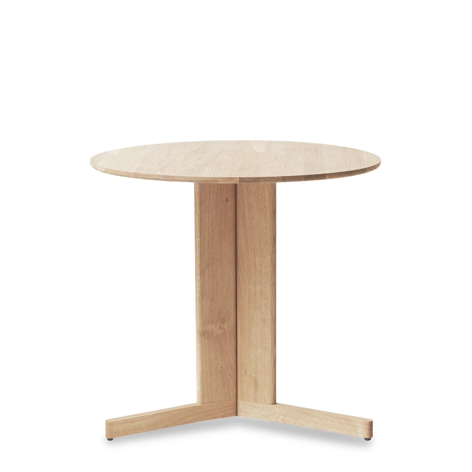 Trefoil Round Table Ø75cm By Form And Refine 1 Trefoil Round Table Ø75cm By Form And Refine