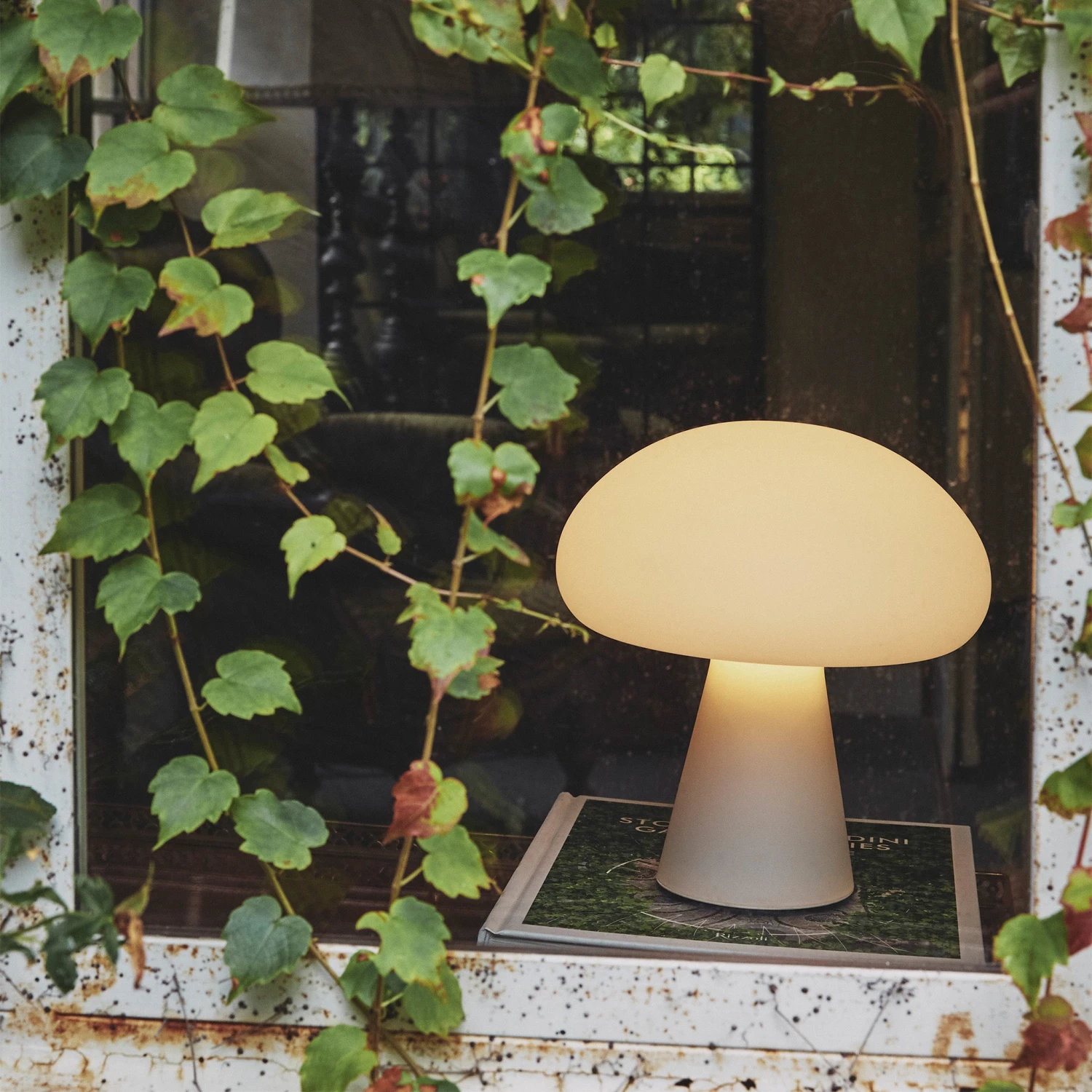 Obello Table Lamp By Bill Curry For Gubi 3 Obello Table Lamp By Bill Curry For Gubi - Image 3