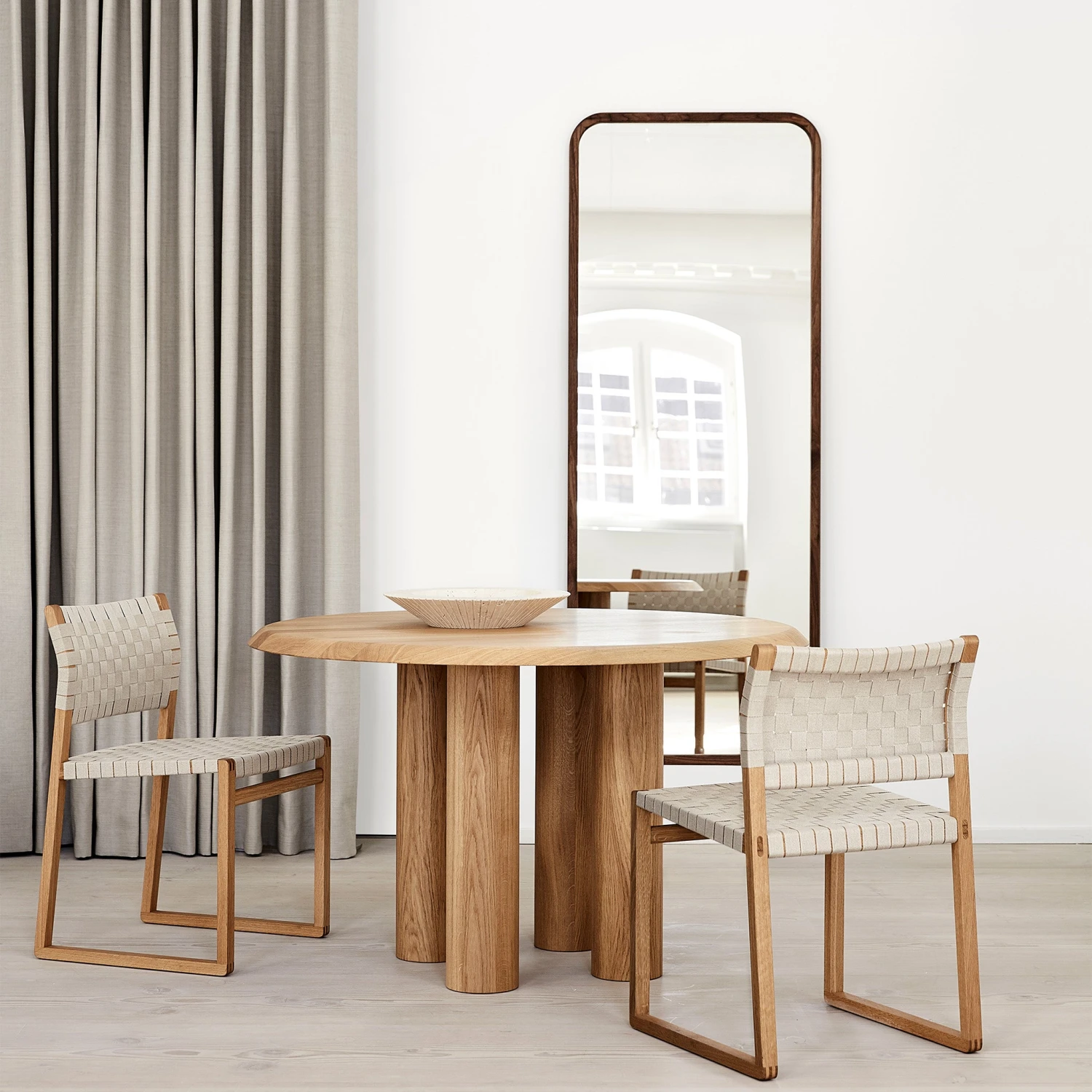 Silhouette Mirror Rectangular By OEO Studio 3 Silhouette Mirror Rectangular By OEO Studio - Image 3