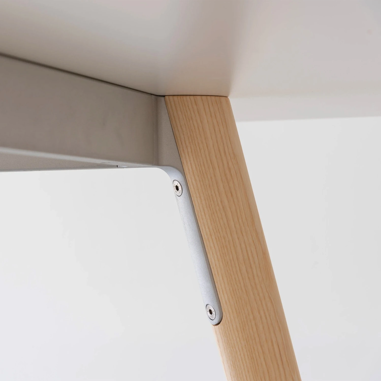 Pilo Table By Magis 4 Pilo Table By Magis - Image 4