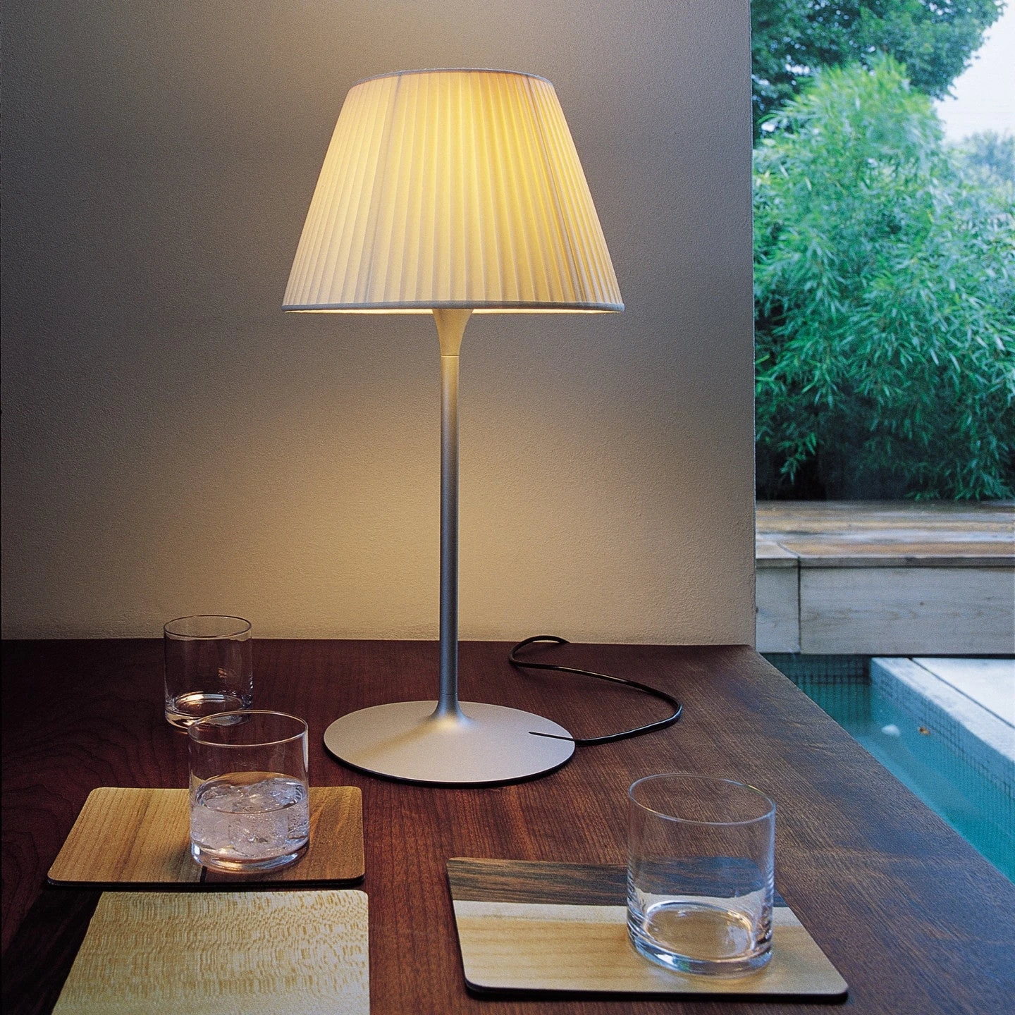Romeo Soft Table Lamp By Flos 2 Romeo Soft Table Lamp By Flos - Image 2